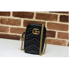 Gucci 598597 GG Marmont mini bag in Black matelasse chevron leather Gucci 598597 GG Marmont mini bag in Black matelasse chevron leather