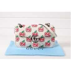 Gucci 443497 Chinese Valentine’s Day GG Marmont small shoulder bag Gucci 443497 Chinese Valentine’s Day GG Marmont small shoulder bag