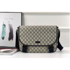 Gucci 201732 GG Supreme Canvas Medium Messenger Bag Black