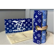 Louis Vuitton GI0374 LV Colored Pencils Pouch in Blue Monogram canvas Louis Vuitton GI0374 LV Colored Pencils Pouch in Blue Monogram canvas