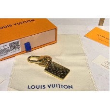 Louis Vuitton M67400 LV Love Note Envelope Bag Charm and Key Holder Louis Vuitton M67400 LV Love Note Envelope Bag Charm and Key Holder
