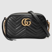 Gucci Black GG Marmont Small Camera Shoulder Bag Gucci Black GG Marmont Small Camera Shoulder Bag