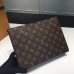 Louis Vuitton Monogram Canvas Toiletry Pouch 26 M47542 2017