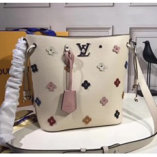 Louis Vuitton Lockme Bucket M53081 Louis Vuitton Lockme Bucket M53081