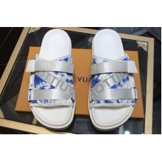 Louis Vuitton 1A5HR1 LV Honolulu Mule in White Monogram Denim With Blue Louis Vuitton 1A5HR1 LV Honolulu Mule in White Monogram Denim With Blue