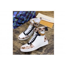 Louis Vuitton 1A87R0 LV Crafty Boombox Sneaker Boot in Brown Calf leather and patent Monogram canvas Louis Vuitton 1A87R0 LV Crafty Boombox Sneaker Boot in Brown Calf leather and patent Monogram canvas