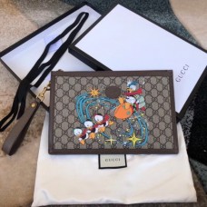 Gucci x Disney Donald Duck Pouch Bag Gucci x Disney Donald Duck Pouch Bag