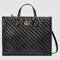 Gucci 627332 GG Marmont medium tote bag in Black matelassé leather Gucci 627332 GG Marmont medium tote bag in Black matelassé leather