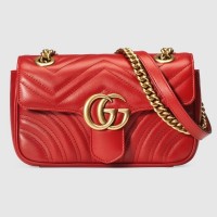 Gucci Red GG Marmont Mini Matelasse Shoulder Bag Gucci Red GG Marmont Mini Matelasse Shoulder Bag