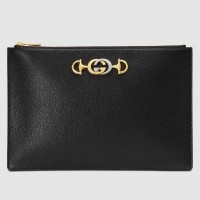 Gucci Zumi Grainy Leather Pouch Clutch Bag 570728 Black 2019 Gucci Zumi Grainy Leather Pouch Clutch Bag 570728 Black 2019