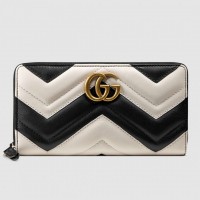 Gucci Black/White GG Marmont Zip Around Wallet Gucci Black/White GG Marmont Zip Around Wallet
